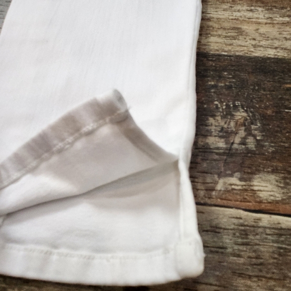 PAIGE ULTRA WHITE SKINNY/JEGGING JEANS WITH SLIT AT HEM SIZE 28 - Picture 9 of 10